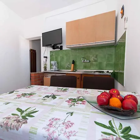 In - Insel Ugljan 39720 Appartement *